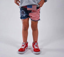 Load image into Gallery viewer, Patriotic Girls Flag Style
